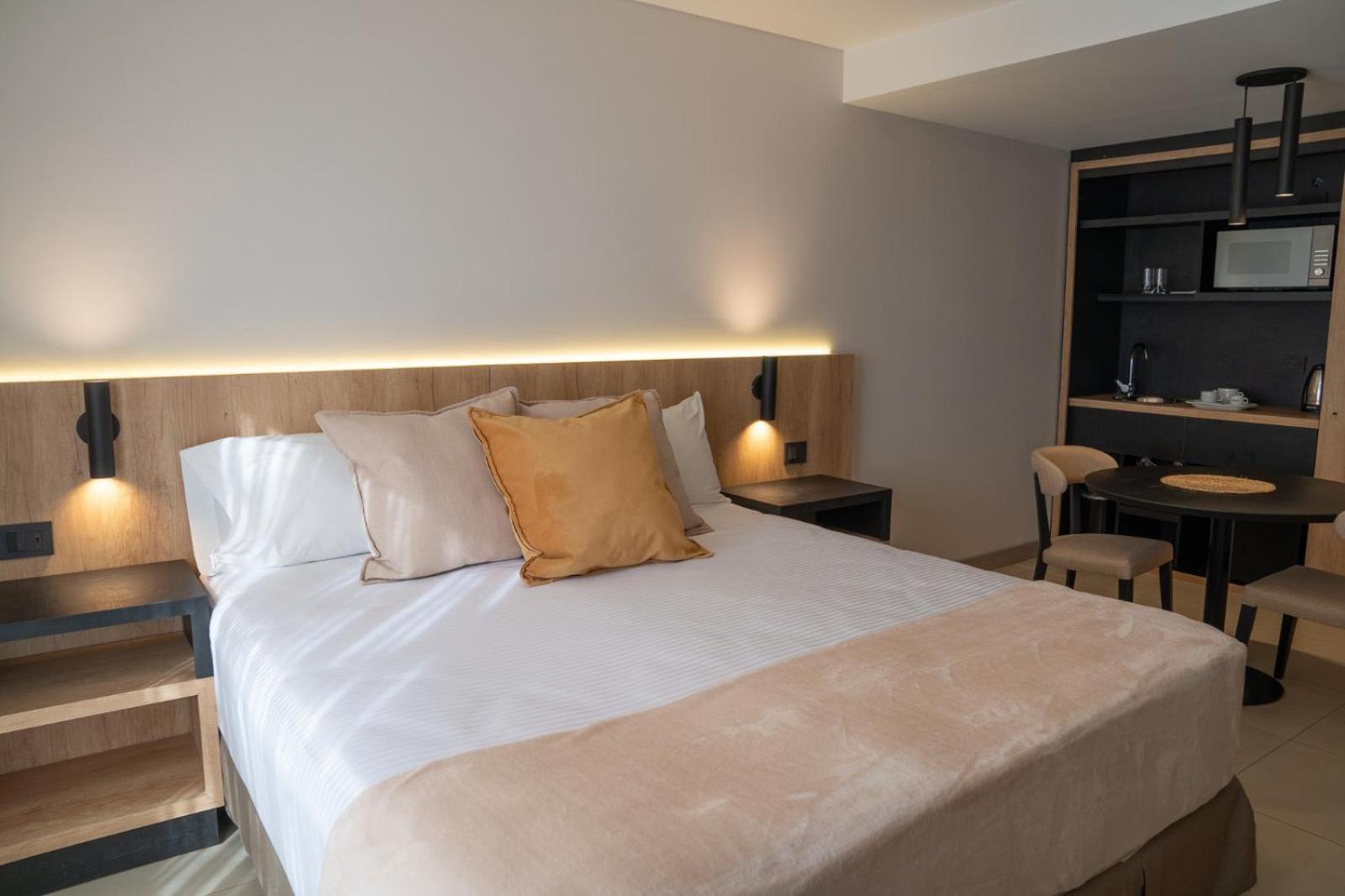 Urbana Suites Мендоса Экстерьер фото