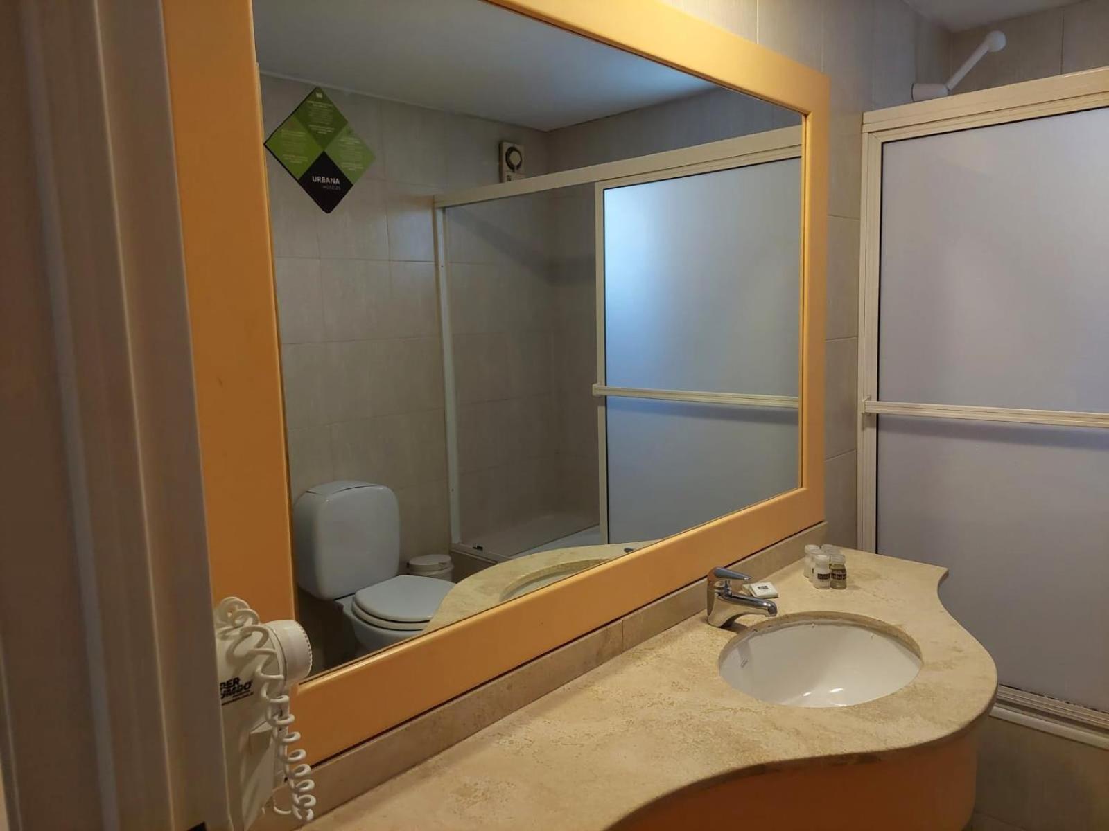 Urbana Suites Мендоса Экстерьер фото