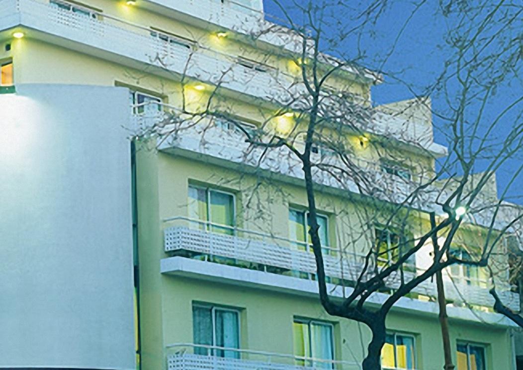Urbana Suites Мендоса Экстерьер фото