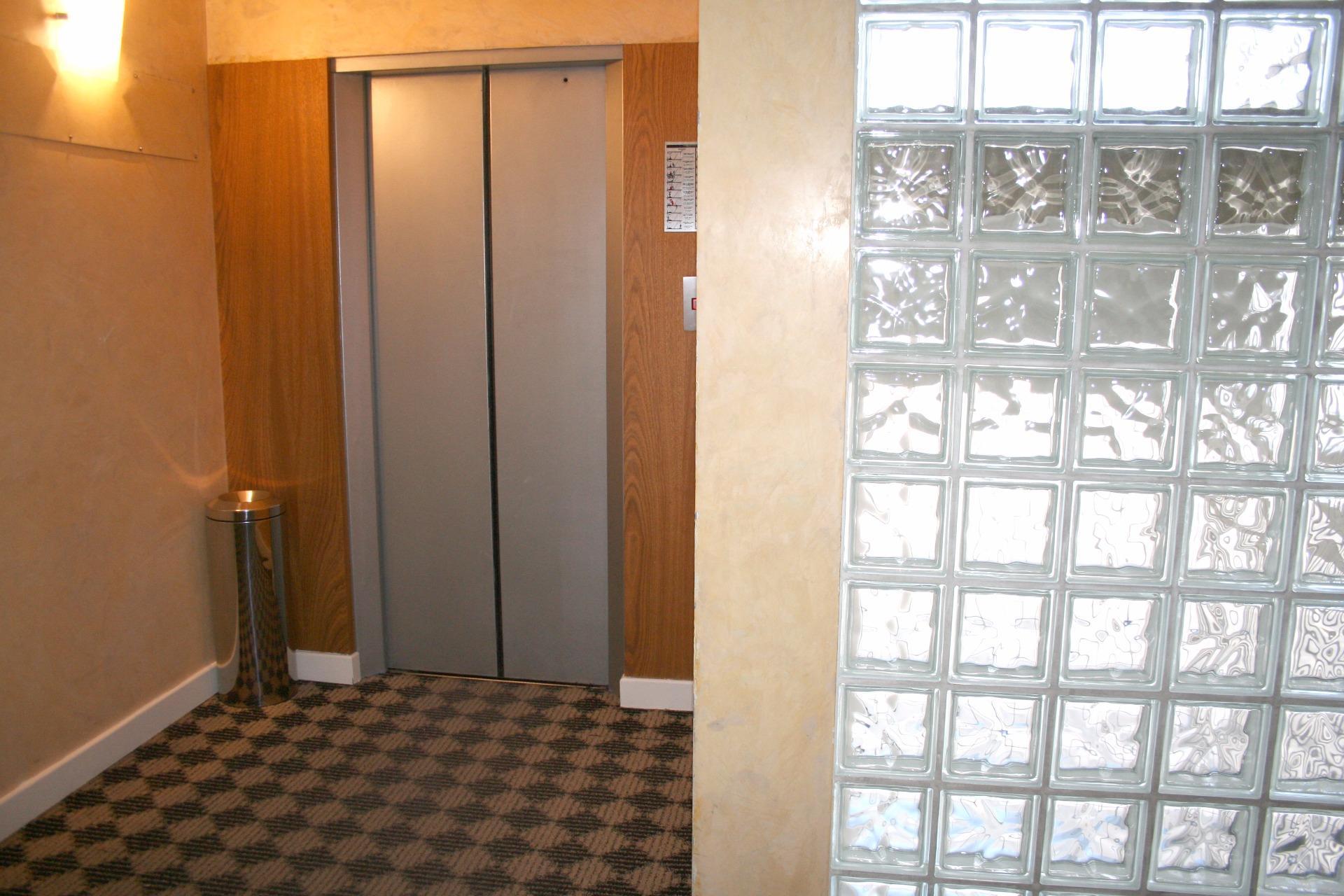 Urbana Suites Мендоса Экстерьер фото